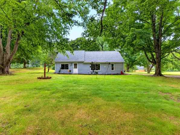 6496 Bowerman Rd, Horton, MI 49246