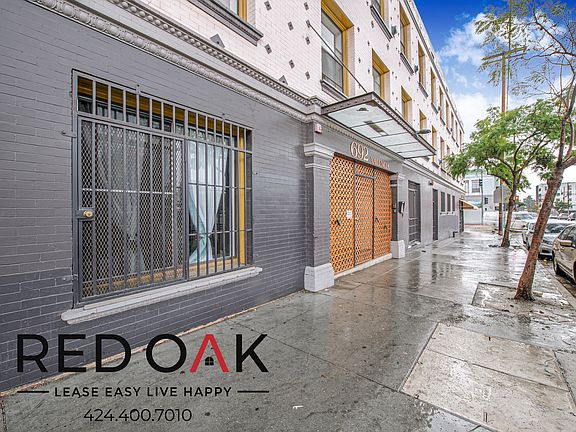 3rd image of 692 Valencia St #300