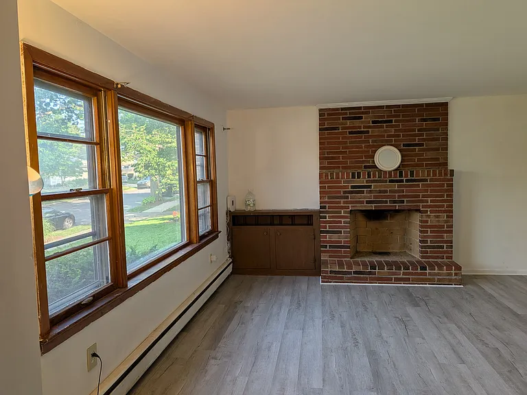 613 Altavista Ave — Photo 9