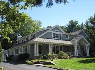 53 Crescent Rd, Port Washington, NY 11050