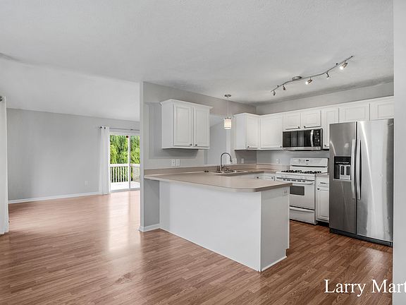 4th image of 2597 Picadilly Ct SW