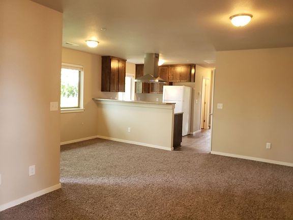 2nd image of 249-261 Hiatt Ln #92a9d38dc