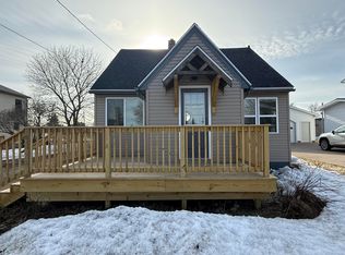 1908 Ryan Ave, Sault Sainte Marie, MI 49783