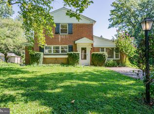 1823 Divot Ct, Lancaster, PA 17602