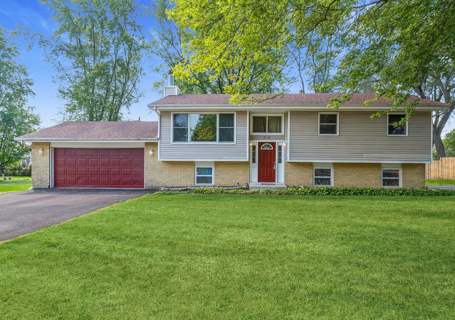 3119 W Skyway Dr, Mchenry, IL 60050 Zillow