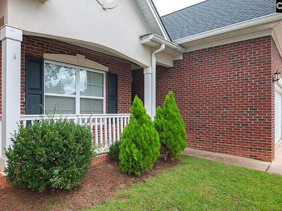 3rd image of 205 Palm Hill Ct