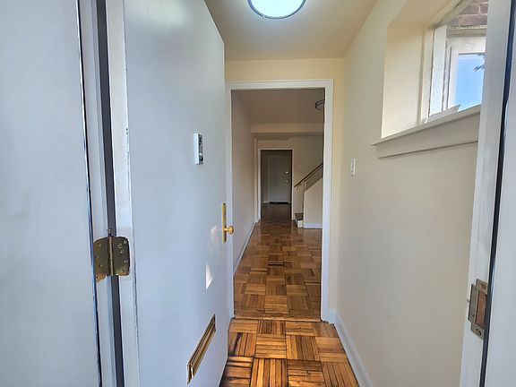 3rd image of 197-50 Peck Ave #G