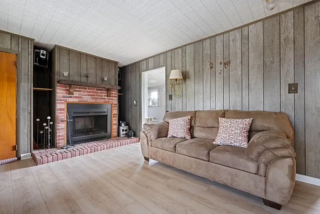 10359 Harrison Rd — Photo 12