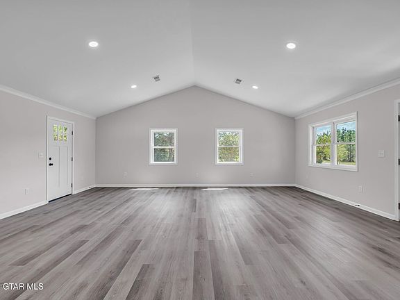 5th image of 990 Nason Rd