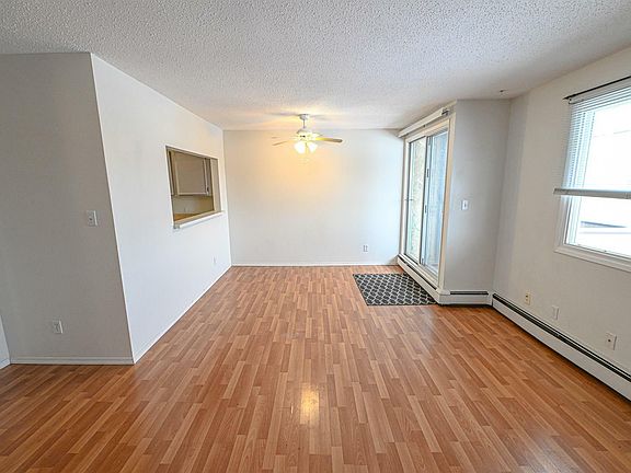 4th image of 123 82nd Ave Unit 123