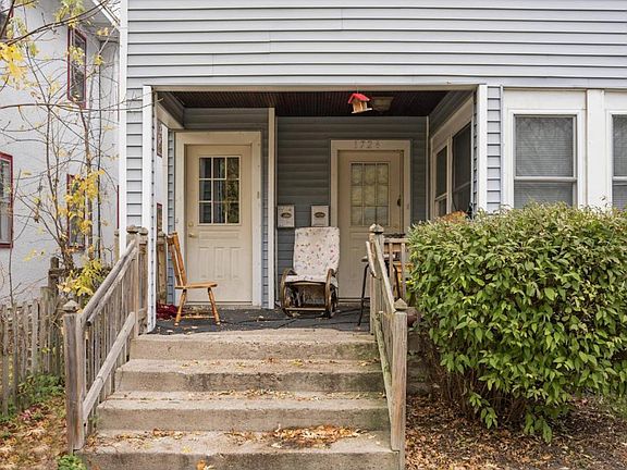 4th image of 1724 Irving Ave N