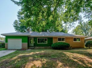 1710 S Wedgewood Ave, Springfield, MO 65807