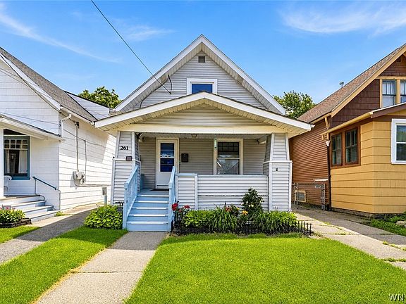 3rd image of 261 Hagen St