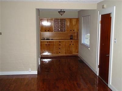 1st image of 4424 N 27th St