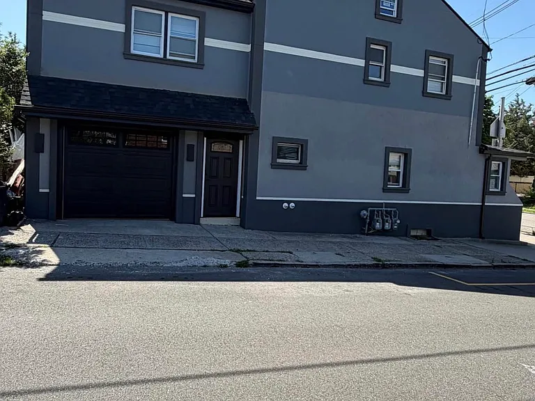 162 Frederick St #2 — Photo 15