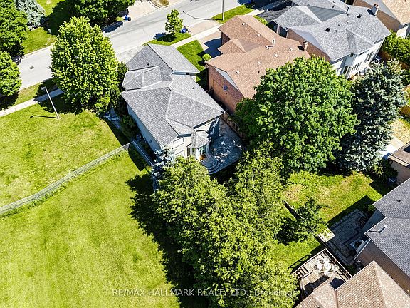 2nd image of 145 Old Surrey Ln