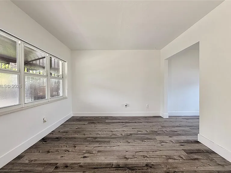 115 NW 118th St #115 — Photo 5