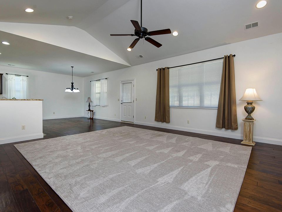 240 Spencer, Branson, MO 65616 Zillow