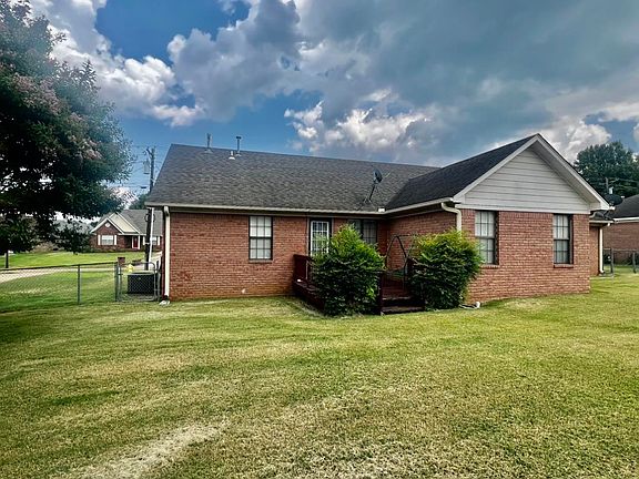 5th image of 445 Dacus Dr