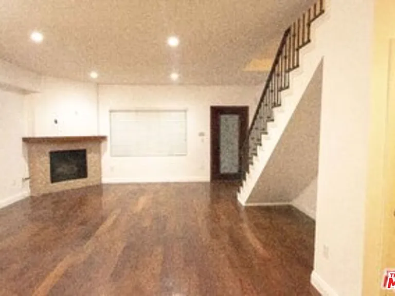 4428 Fulton Ave #103 — Photo 6