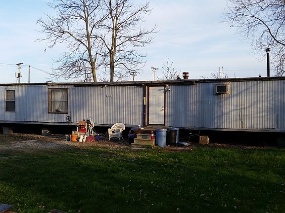 2nd image of 710 Miller St
