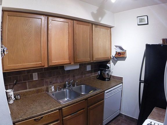 4th image of 3333 5th Ave Unit 8H