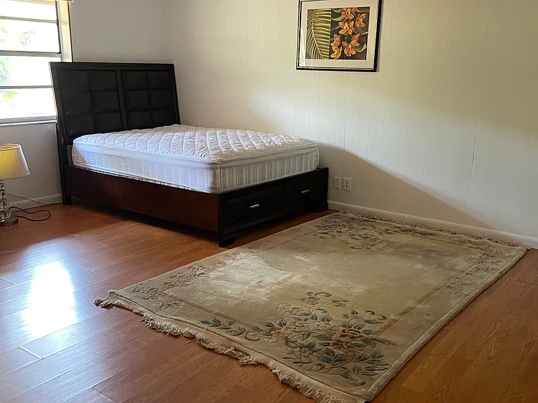 129 SE 5th St #4C — Photo 9