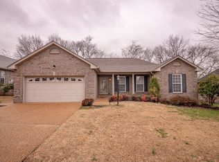 652 Lilycrest Dr, Gallatin, TN 37066
