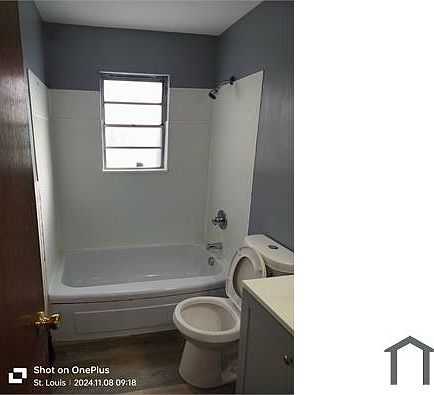 3rd image of 10074 Duke Dr