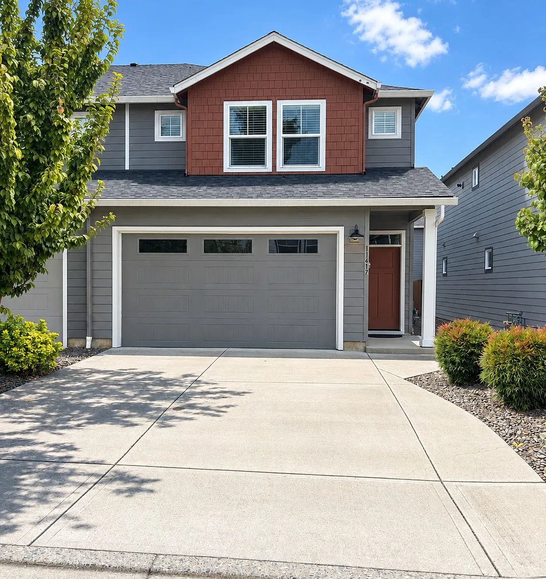 3 bed, 2.5 bath, 1959 sqft, $2,600 — Photo 1