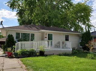 1625 14th St S, Fargo, ND 58103
