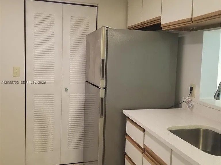 9901 Westview Dr #315 — Photo 9