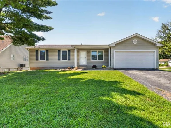1 Hollow Tree Ct, Saint Peters, MO 63376