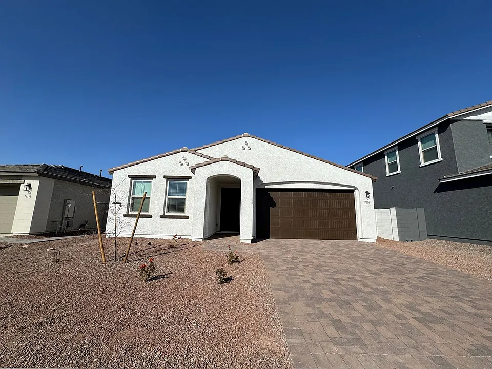 7606 W Smoketree Dr
