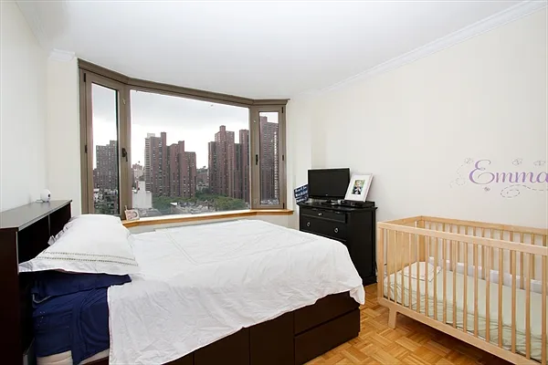 Sold by Citi Habitats | media 10
