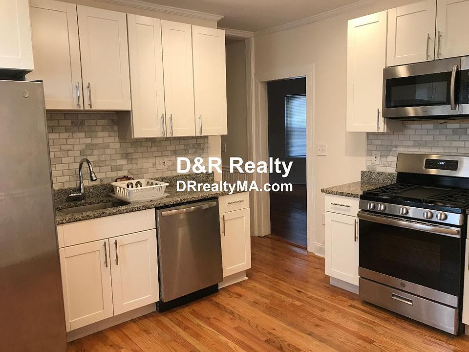 2nd image of 33 Monadnock St