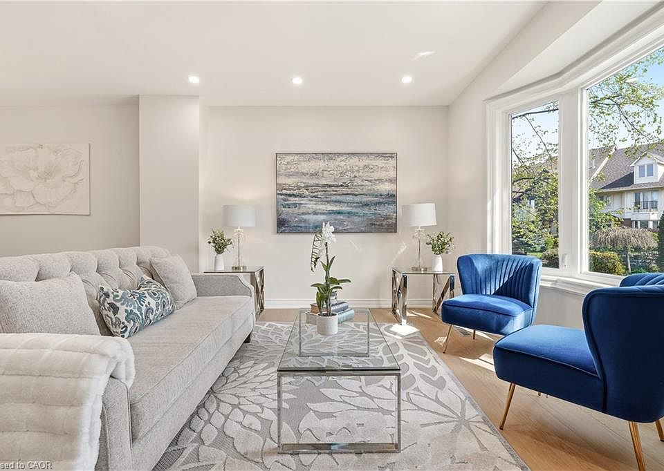 1st image of 14 Harbour Dr