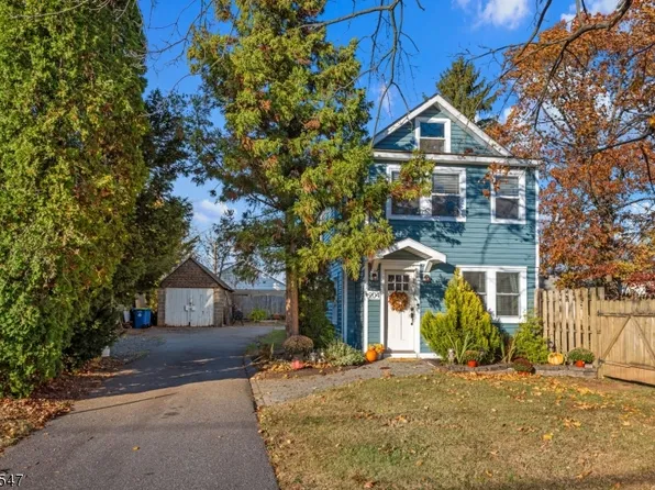204 W Frech Ave, Manville Boro, NJ 08835