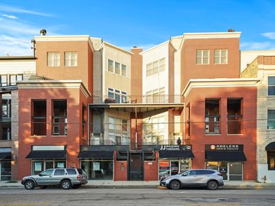 1729 N Clybourn Ave APT A, Chicago, IL, 60614