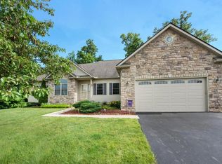 30 Jefferson Ridge Dr, Pataskala, OH 43062