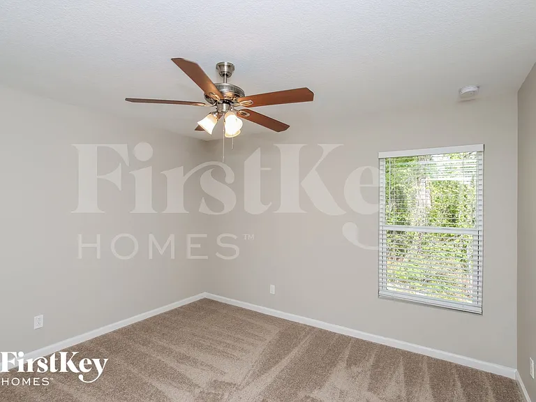 530 Ortega St SE — Photo 11