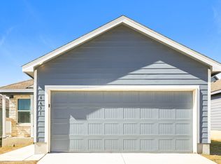 6631 Morgan Cp, San Antonio, TX 78253
