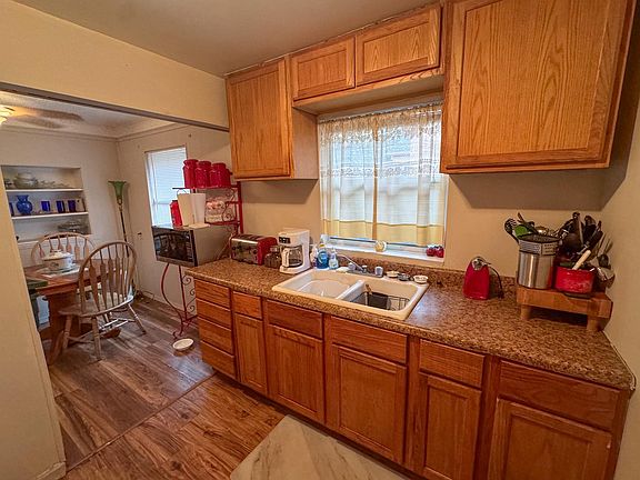 5th image of 4301 22nd Avenue S