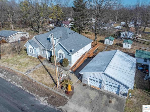 602 & 604 N Cherry St, Otterville, MO 65348