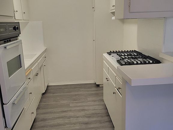 5th image of 12070 Woodbridge St APT 1