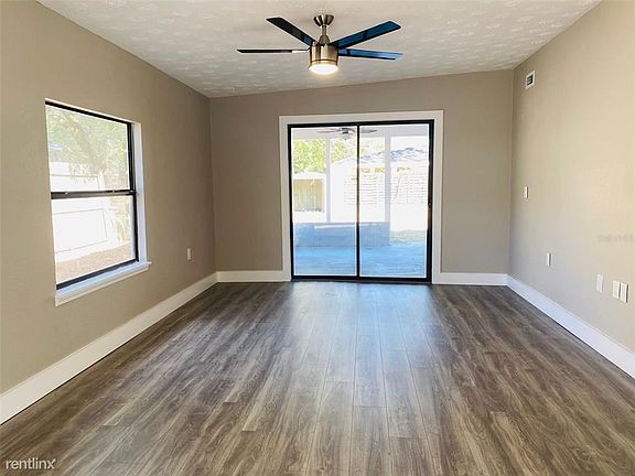 5th image of 10503 N Blvd