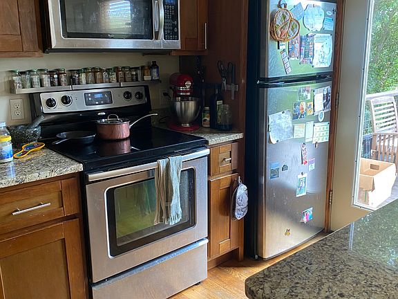 open concept living/dining/kitchen - main level