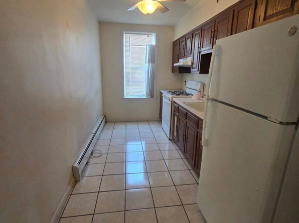 11 E 36th St #1L