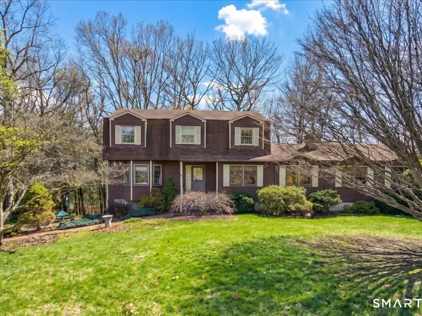 166 Thoreau Drive, Shelton, CT 06484