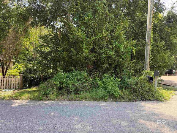 1405-1407 Captain Oneal Dr